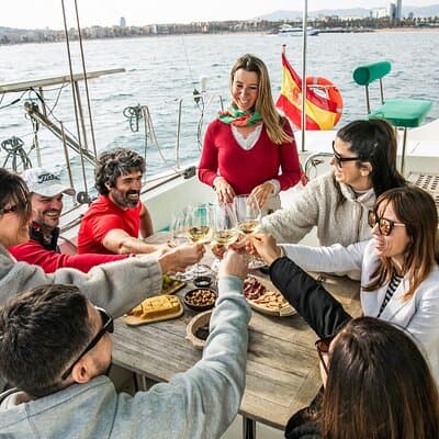 Barcelona Small Group Trip by Catamaran w Tapas, Cava and Sunset 4