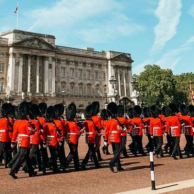 Discover London in Style with Your Private Blue Badge Tour Guide 5