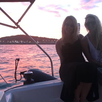Barcelona Sunset Private Sailing with Open Bar & Snacks 4