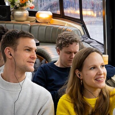 Amsterdam: Luxury Canal Cruise with Historic VR Experience 4