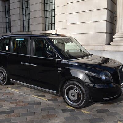 London 2.5 Hour Sightseeing Tour By London Black Cab. 2