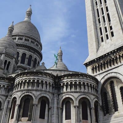Montmartre Walking Tour, A Journey Through Art and History 3