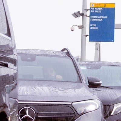 Private Car or Minivan Amsterdam to Schiphol Airport 2