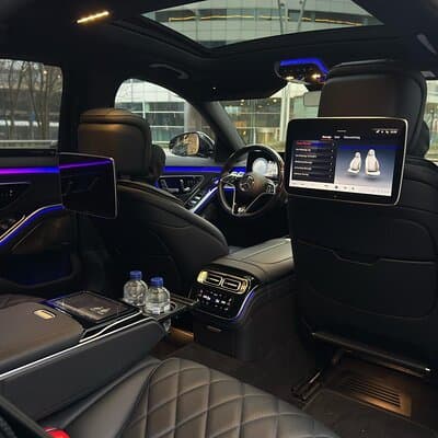 Private Airport Transfer to or from Schiphol Airport