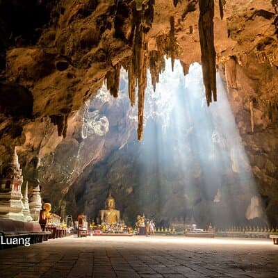 Hangzhou: Classic Day Tour of Torun Palace + Torun Cave 3