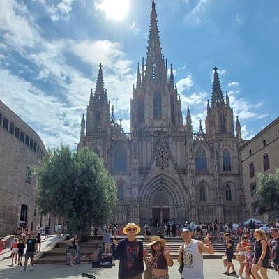 UnCommon Barcelona by Bike! Top Sights and Hidden Corners