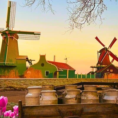 Giethoorn and Zaanse Schans Tour With Local Guide 2