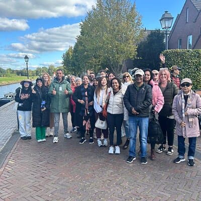 Daytrip Tour from Amsterdam to Zaanse Schans and Giethoorn 5