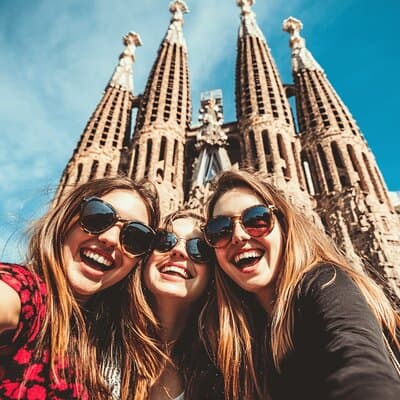 Sagrada Familia External Audio Tour - The 3 Iconic Facades 3