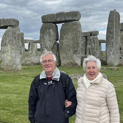 Stonehenge and Bath Private car with Chauffeur and Guide 2