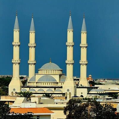 Dubai City Tour with Blue Mosque, Iconic Landmarks & Hidden Gems
