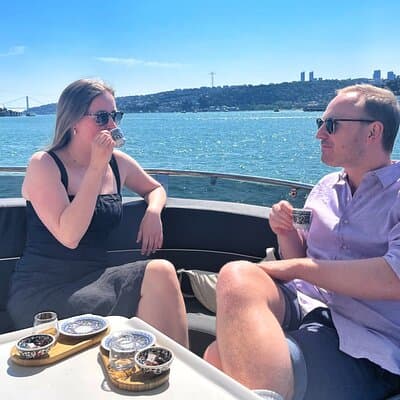 Istanbul Private Bosphorus Breakfast Cruise on Yacht