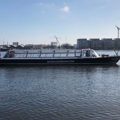 Amsterdam Classic Canal Cruise with Live Guide and Open Bar 3