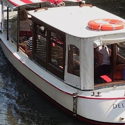 Historic private boat tour Amsterdam 2