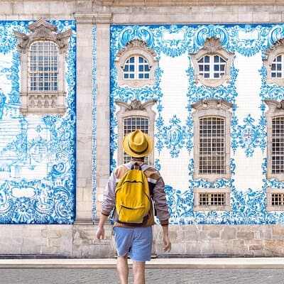 Private car transfer from Lisbon to Porto with 2h for sightseeing 4