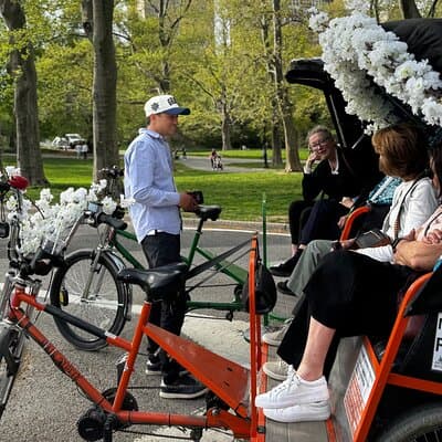 First Class Central Park Tour – Iconic Views & VIP Photo Moments 5