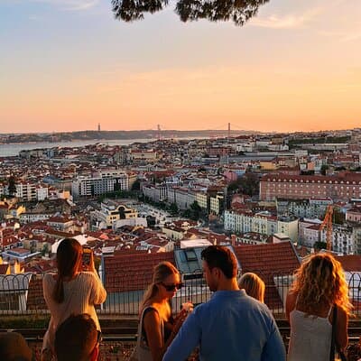 4 hour Lisbon Half Day Tour - The Essencial with "Ginjinha Taste" 4