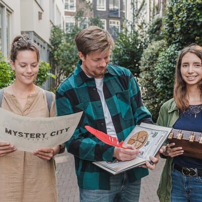 Amsterdam Treasure Hunt: The Mystery of a Secret Sender 2