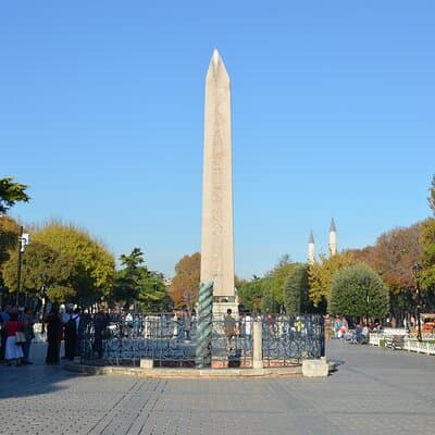 Istanbul Landmarks: Hagia Sophia, Blue Mosque & Basilica Cistern 5
