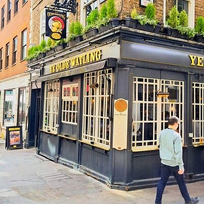 London Past & Present Backstreet Historical Tour 4