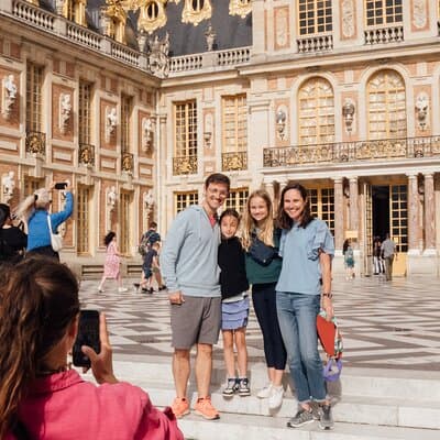 Private Versailles Palace and Garden with Van Transfer from Paris 3