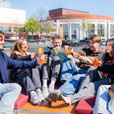 Guided Amsterdam Canal Cruise – Snacks & Drinks on board(1 Hour) 5