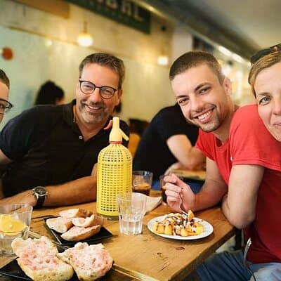 Gourmet Food & Drinks Private Tour - Gothic Quarter & Markets 5