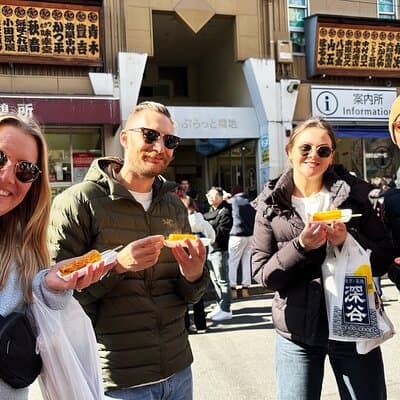 Tsukiji Fish Market: Street Food Tour with Tasting 3