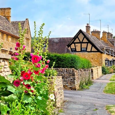 Explore The Cotswolds: Private Day Trip from London 2