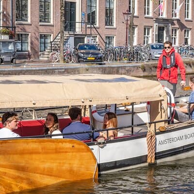 Amsterdam Boat Tour with Dutch Mini Pancakes 5