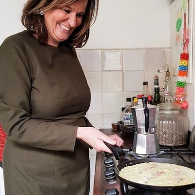 Private Amsterdam Food Tour & Dutch Pancake Class with a Local 4
