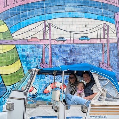 Private Lisbon Historical Tour on a Tuktuk 2
