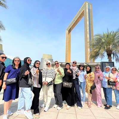 Dubai Full Day Tour: Perfect Blend of Tradition & Urban Lifestyle