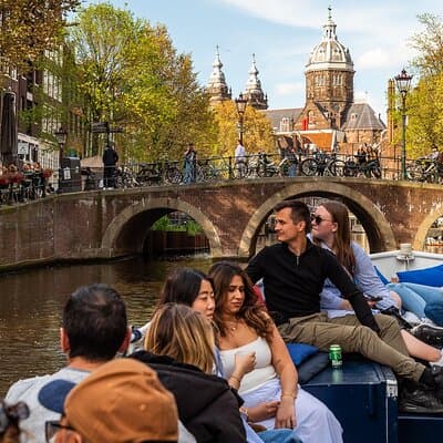Amsterdam Open Boat Cruise in Old City Centre with Drinks Options 2