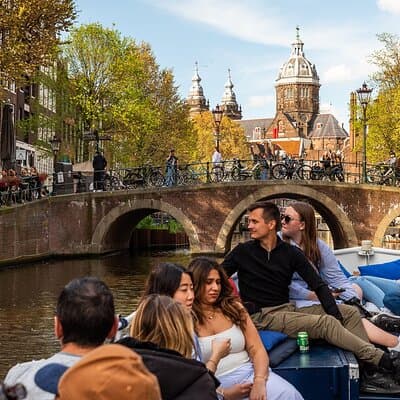 Amsterdam Canal Cruise with Two drinks - Red Light District 2