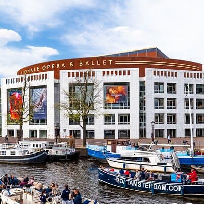 Amsterdam Canal Cruise with Open Bar - Red Light District 3