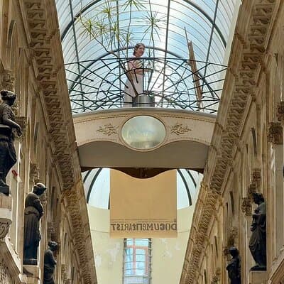 Taksim to Galata Walking Tour: Secret Passages & Local Hangouts 2