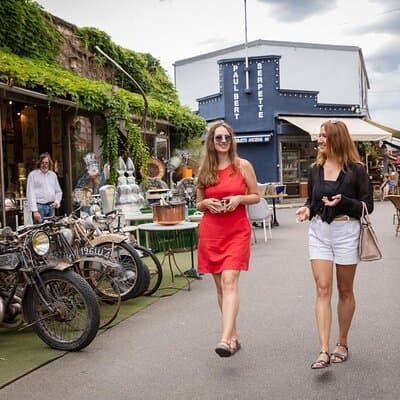 Flea Market Secrets near Montmartre: A Paris Hunt for Treasures
