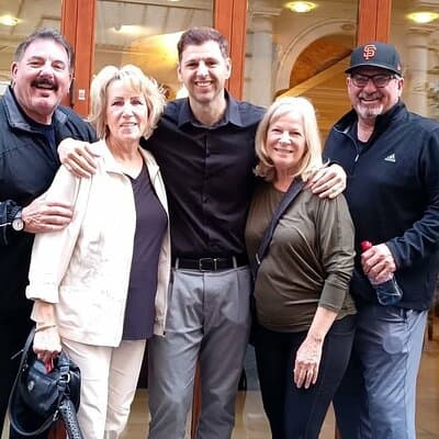 From Rome Hotel to Fiumicino Airport (FCO) 3-8 People 4