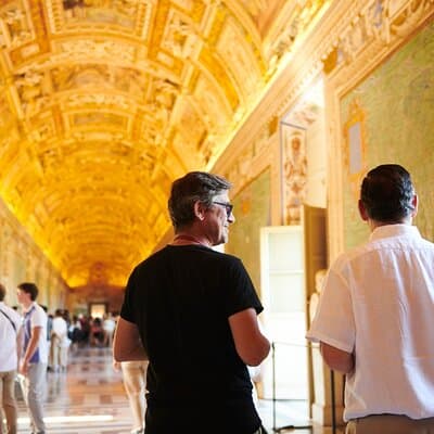 Rome: Vatican Museums and Colosseum Private Tour with Transfers