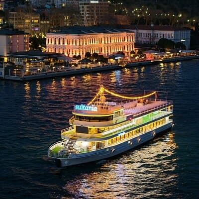 Istanbul New Year's Eve 2027 Dinner and Party Cruise on Bosphorus 2