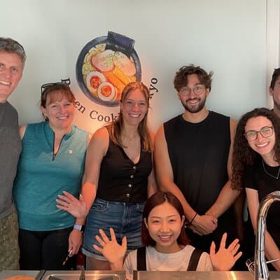 Cozy Tokyo Class: Ramen, Sushi, Sake Pairing & Cultural Exchange