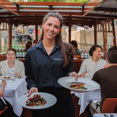 Amsterdam: Exclusive Dinner Canal Cruise 4
