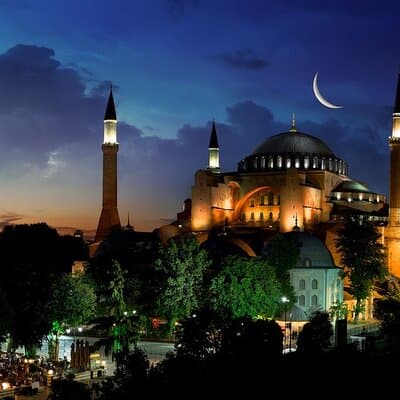 Private Istanbul Old City Tour: Hagia Sophia & Blue Mosque & More 3