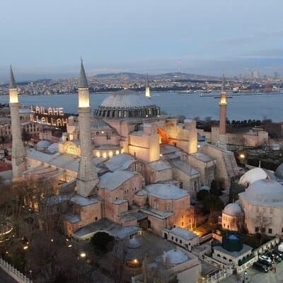 Private Istanbul Old City Tour: Hagia Sophia & Blue Mosque & More 4