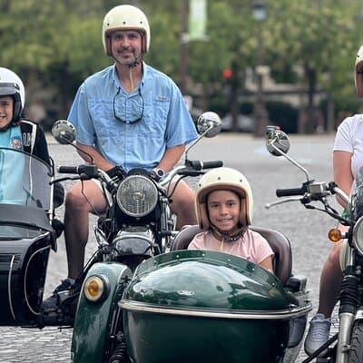 Sidecar Motorcycle tour in Paris with Driver