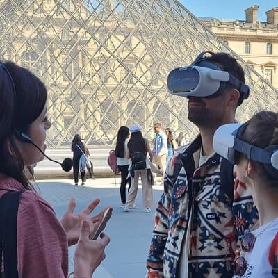 Viality Tour: Cross the centuries at the Louvre in VR