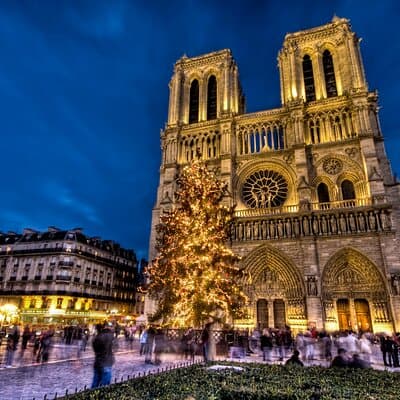 Notre Dame Cathedral Outdoor Tour with optional Sainte Chapelle