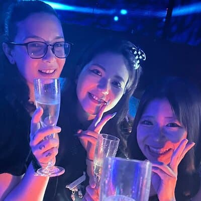 Tokyo VIP private nightlife tour with a local insider 2