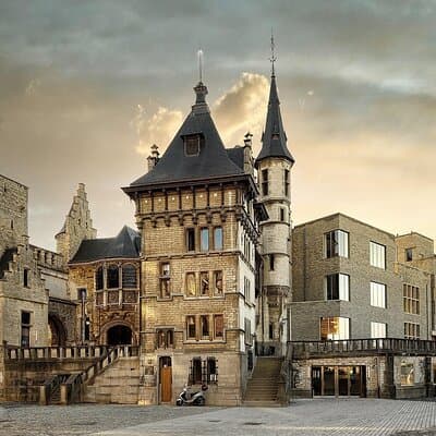 Private Transfer from Amsterdam to Brussels 2h stop Antwerp 3